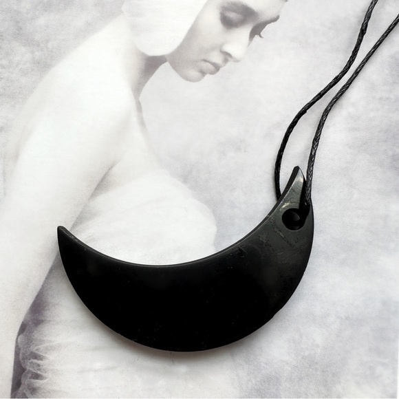 Elite Shungite Crescent Moon Healing EMF Protection Pendant Necklace - Picture 2 of 9